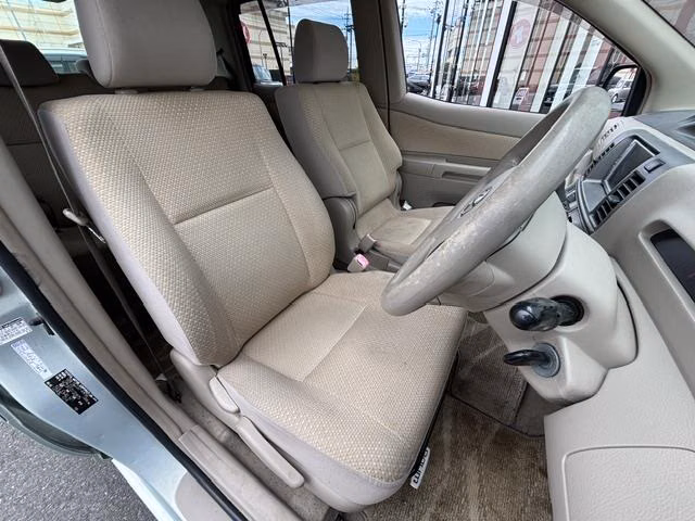 TOYOTA RAUM