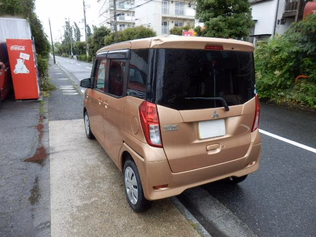MITSUBISHI EK SPACE