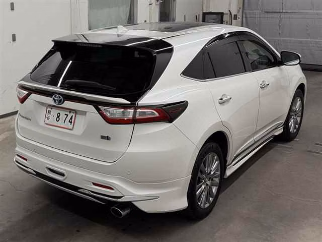TOYOTA HARRIER