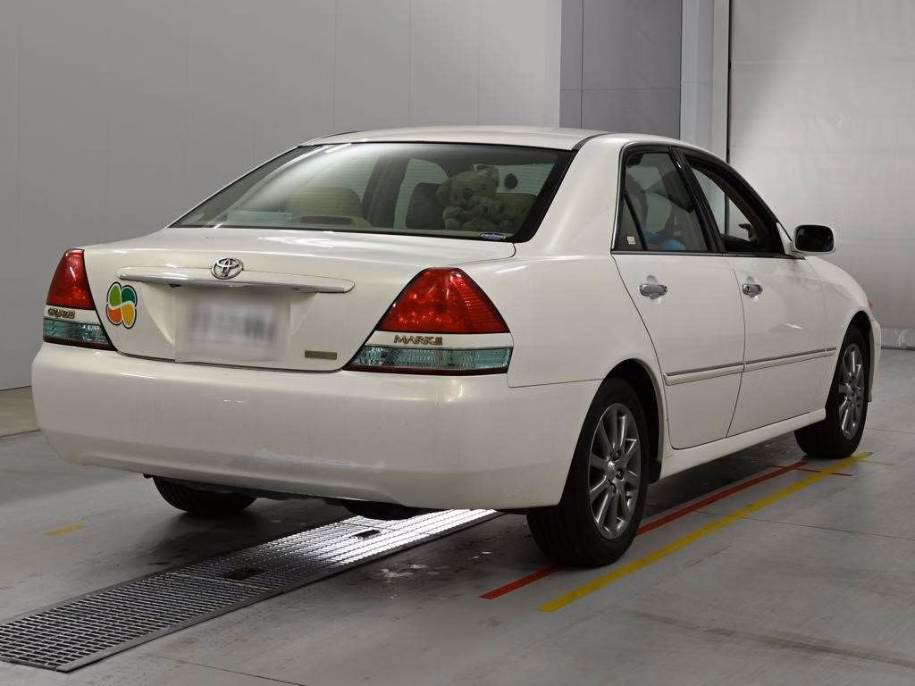 TOYOTA MARK II
