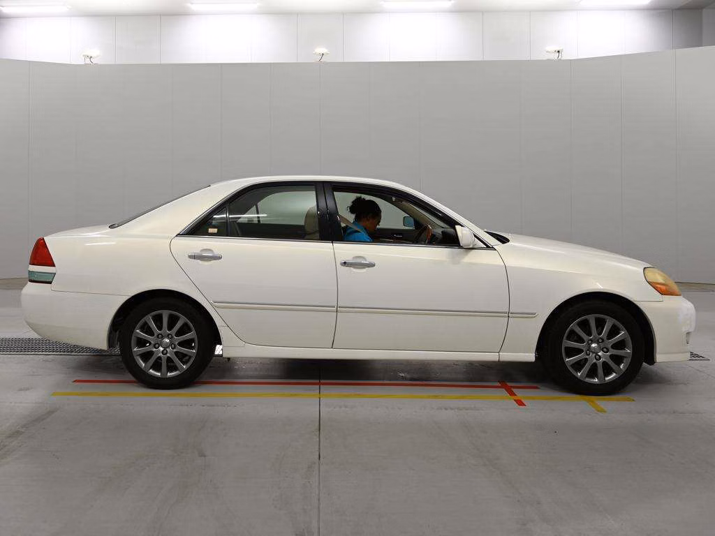 TOYOTA MARK II