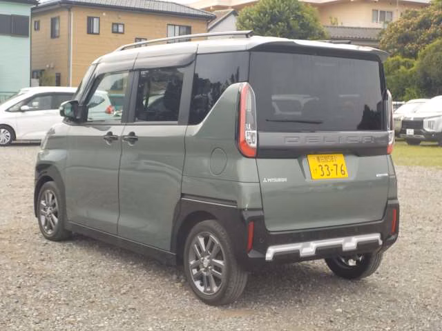 MITSUBISHI DELICA MINI