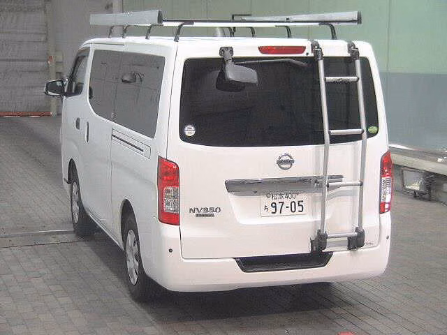 NISSAN NV350 CARAVAN