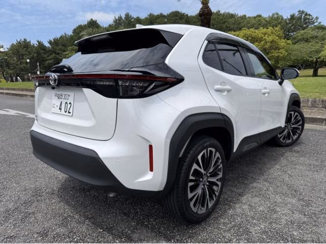 TOYOTA YARIS CROSS
