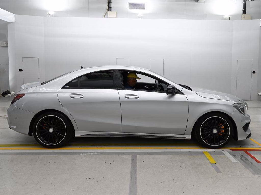 MERCEDES-BENZ CLA-CLASS