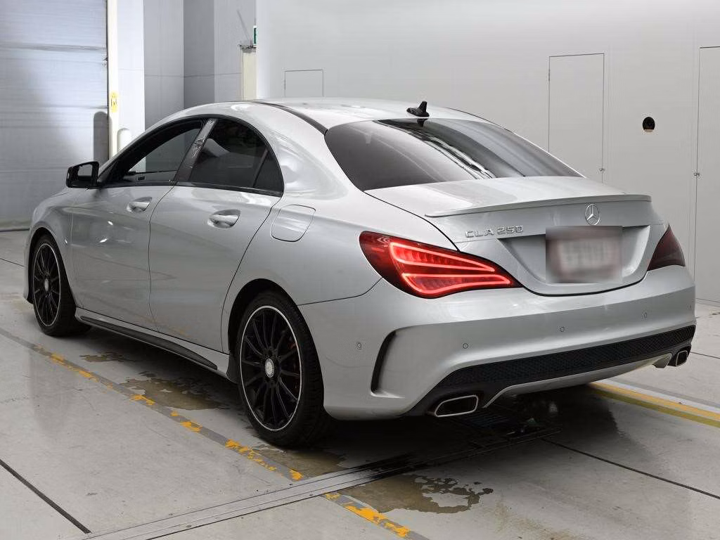 MERCEDES-BENZ CLA-CLASS