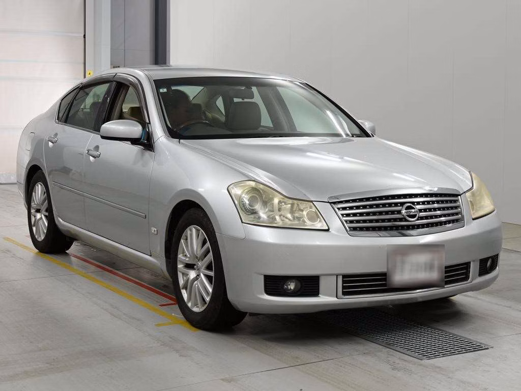 NISSAN FUGA