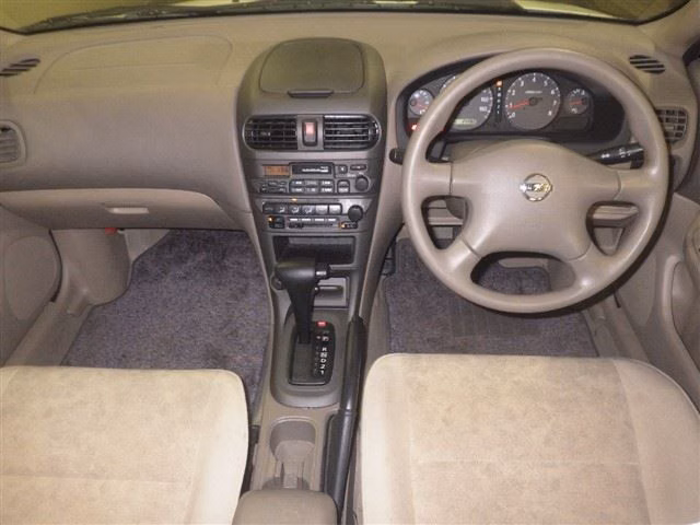 NISSAN SUNNY