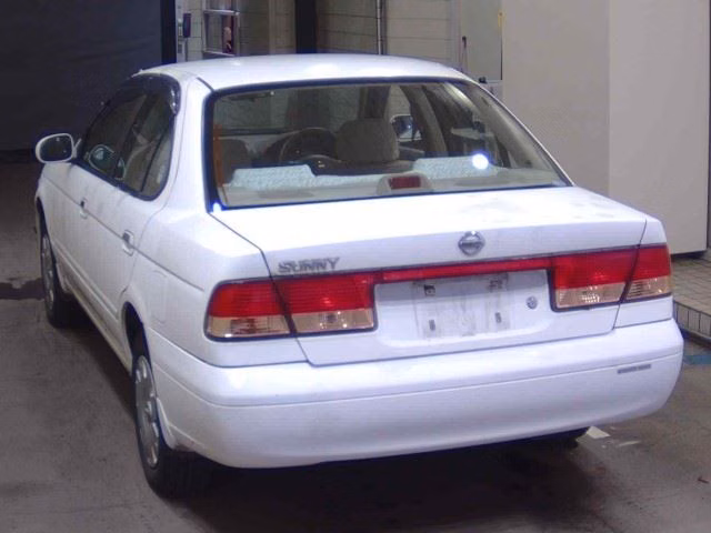 NISSAN SUNNY