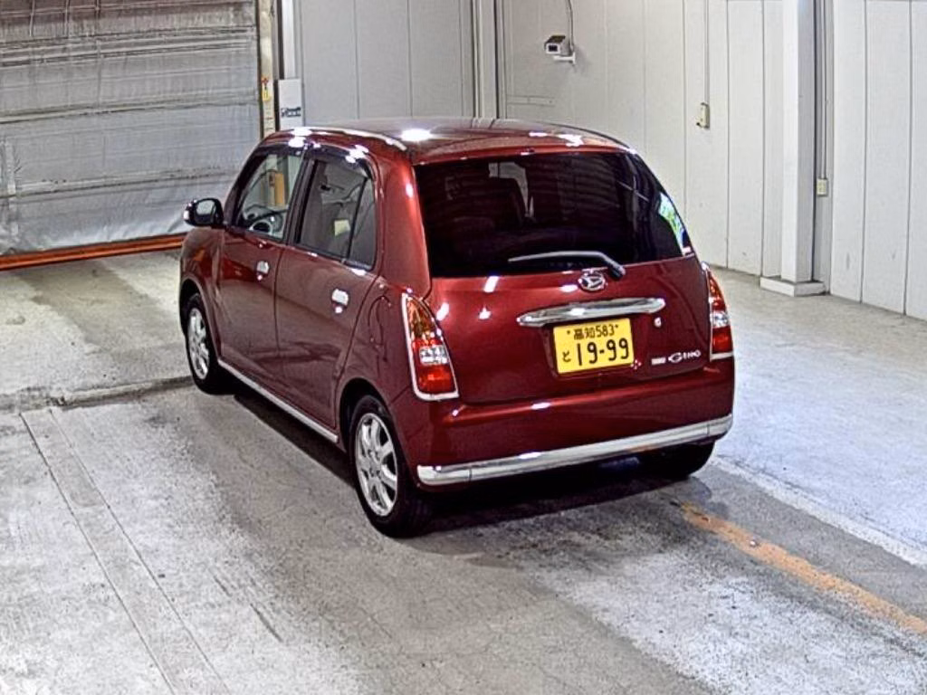 DAIHATSU MIRA GINO