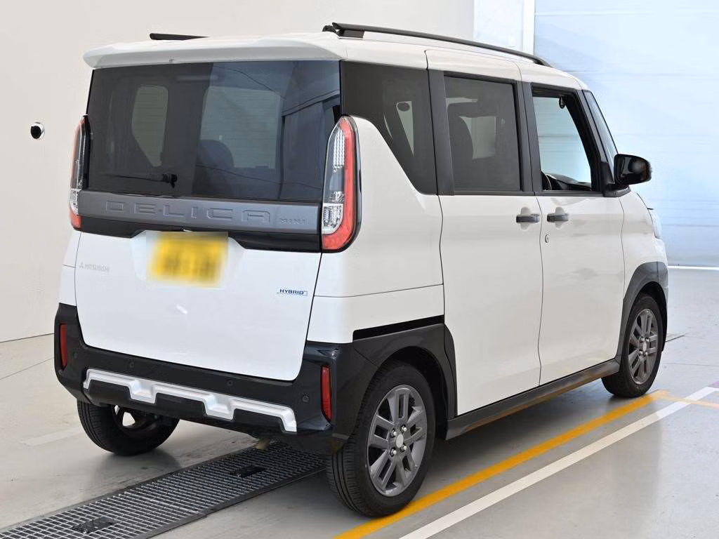 MITSUBISHI DELICA MINI