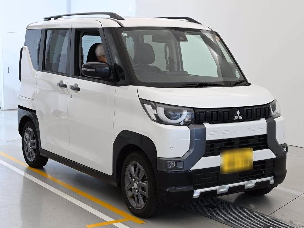 MITSUBISHI DELICA MINI