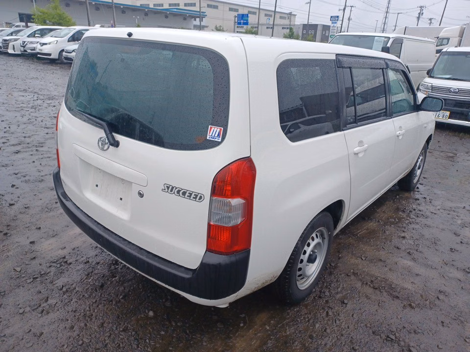 TOYOTA PROBOX