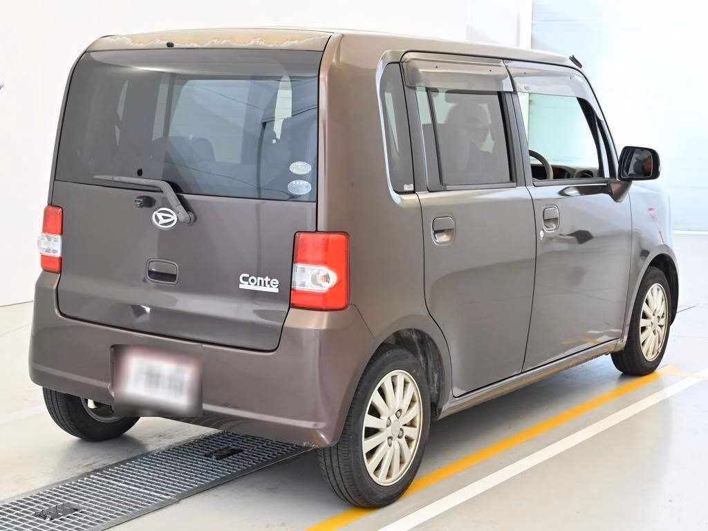 DAIHATSU MOVE CONTE