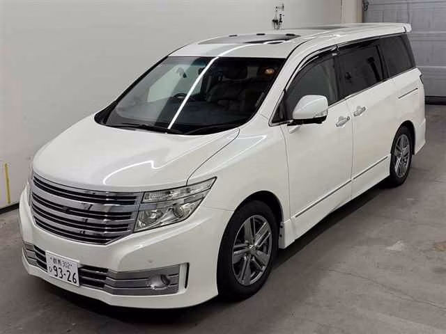 NISSAN ELGRAND