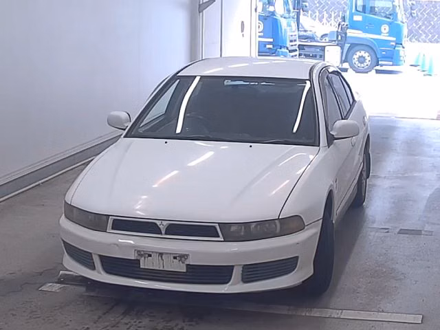 MITSUBISHI GALANT