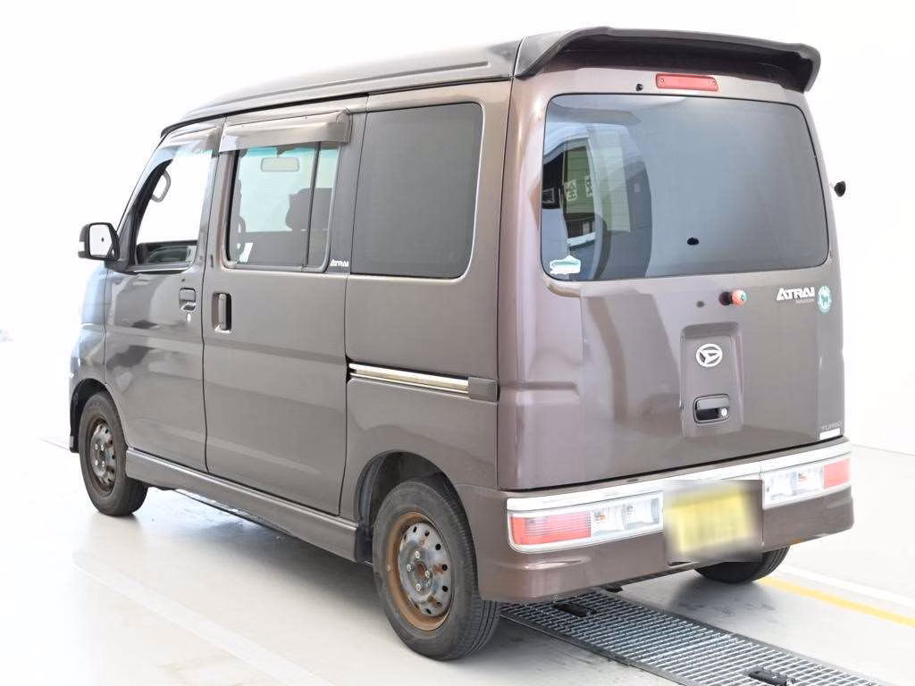 DAIHATSU ATRAI