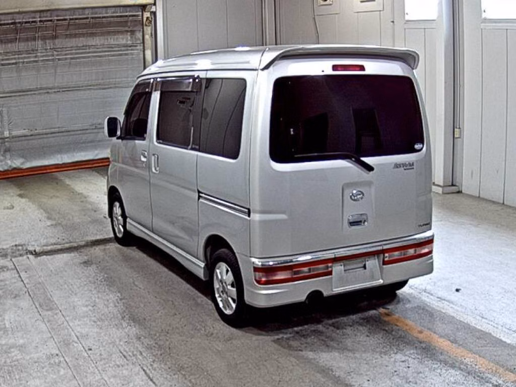 DAIHATSU ATRAI