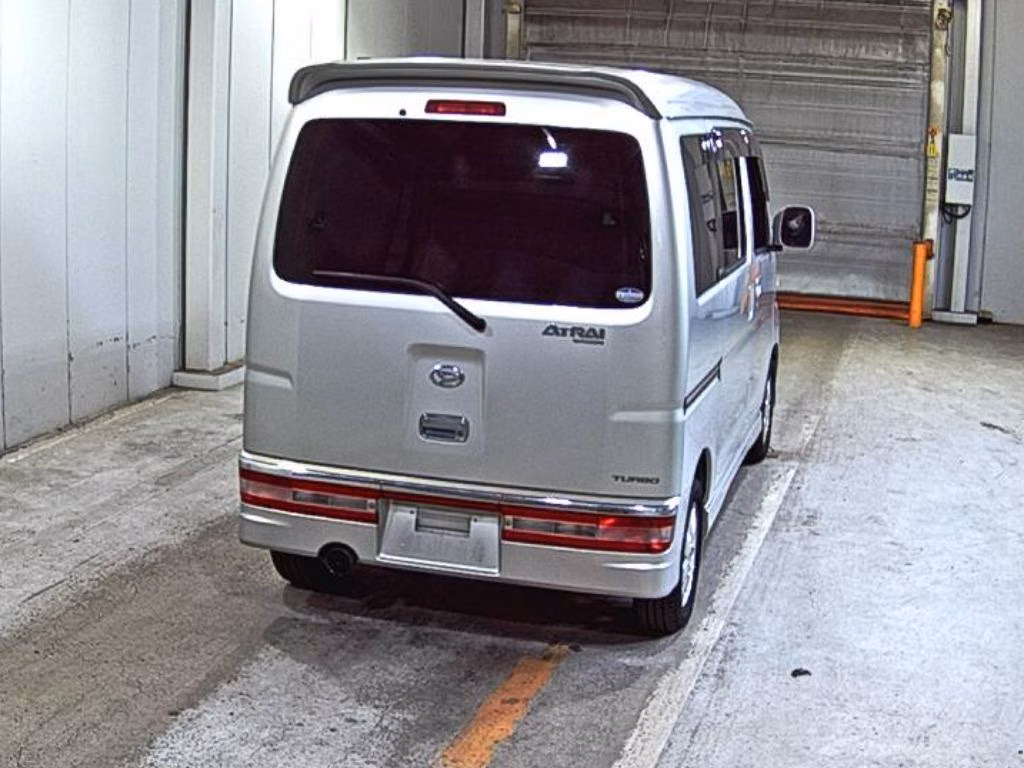 DAIHATSU ATRAI