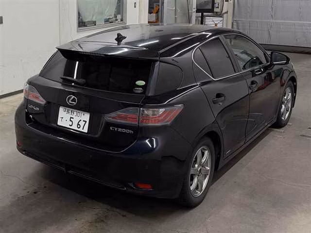 LEXUS CT200H