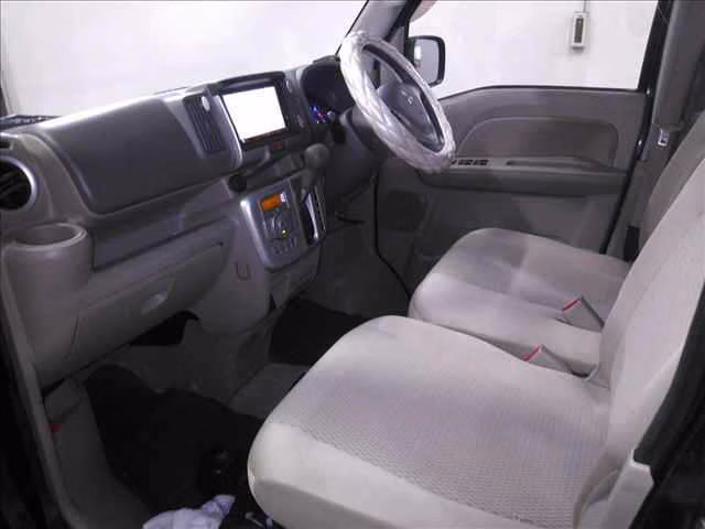 MITSUBISHI TOWN BOX