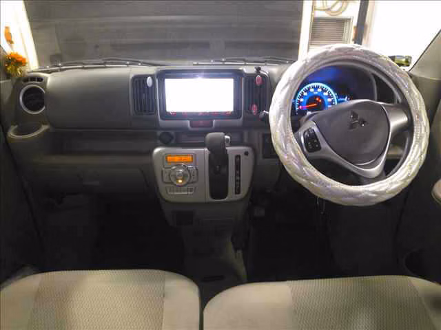 MITSUBISHI TOWN BOX