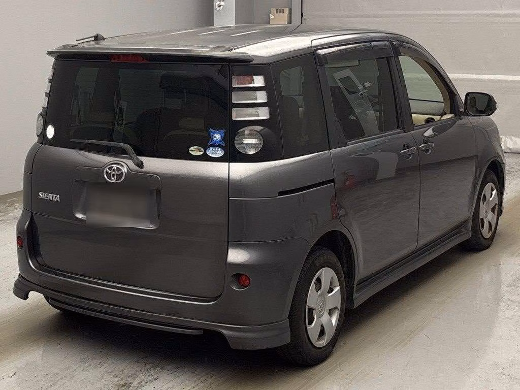 TOYOTA SIENTA