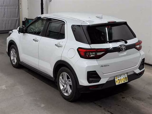 TOYOTA RAIZE