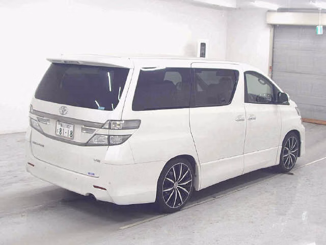 TOYOTA VELLFIRE