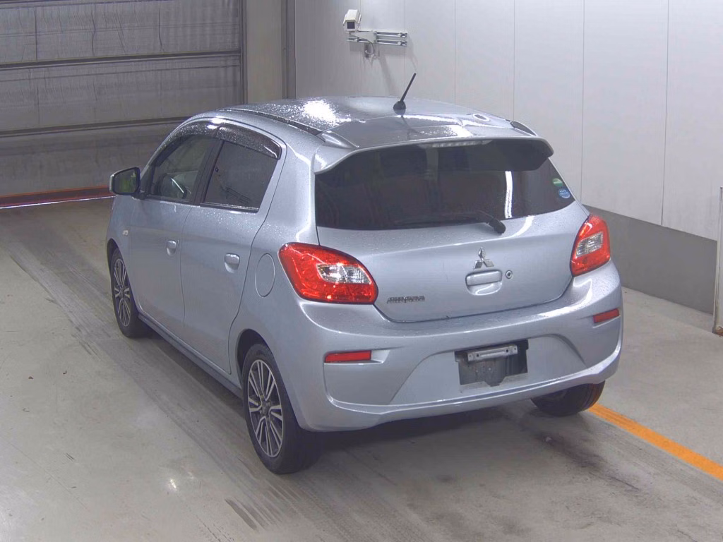 MITSUBISHI MIRAGE