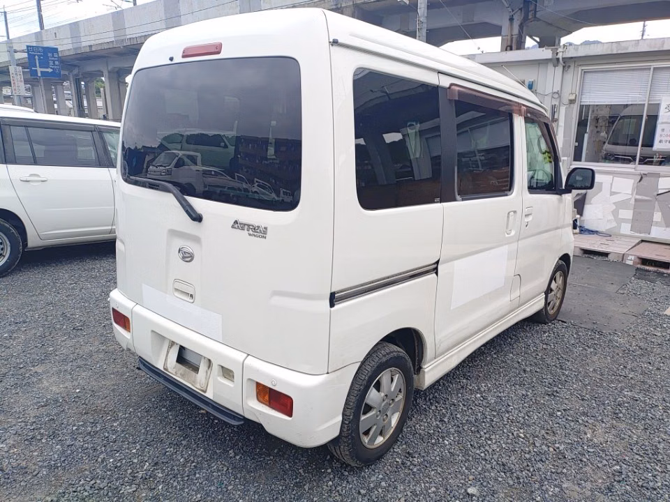 DAIHATSU ATRAI