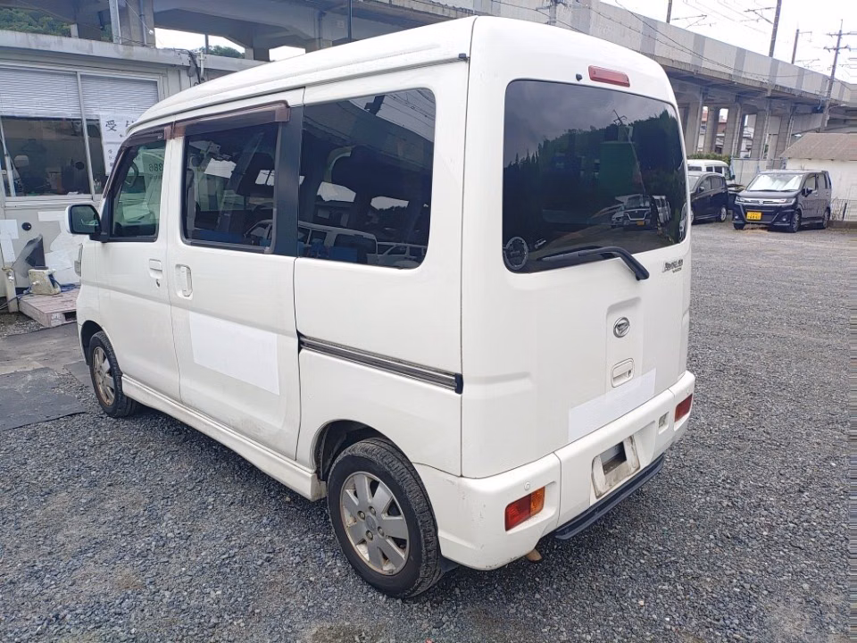 DAIHATSU ATRAI