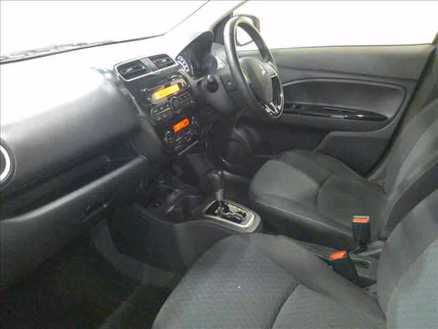 MITSUBISHI MIRAGE