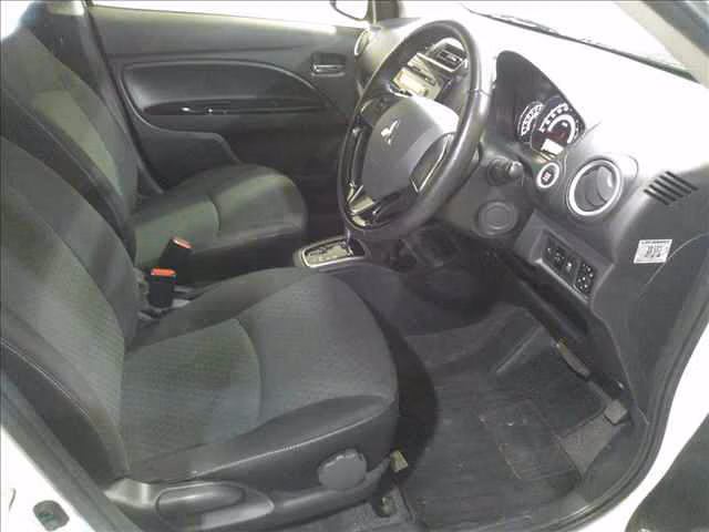 MITSUBISHI MIRAGE