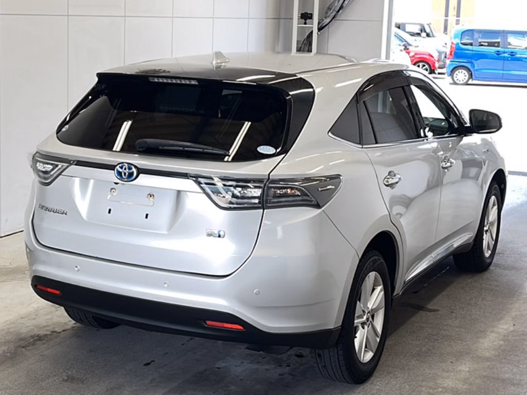 TOYOTA HARRIER