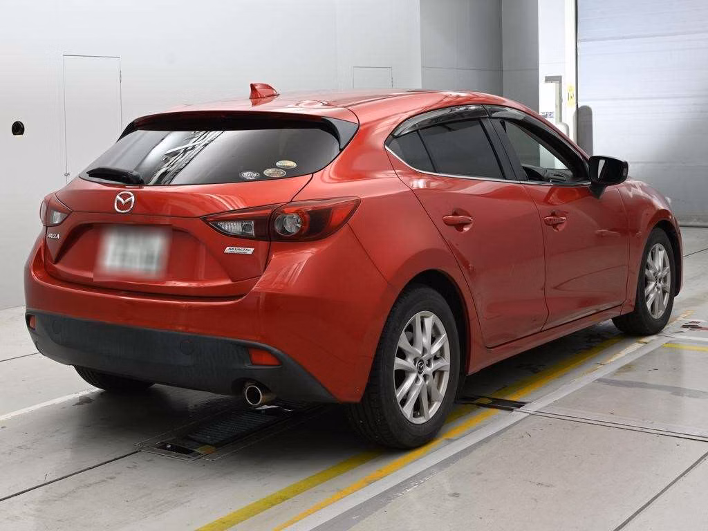 MAZDA AXELA