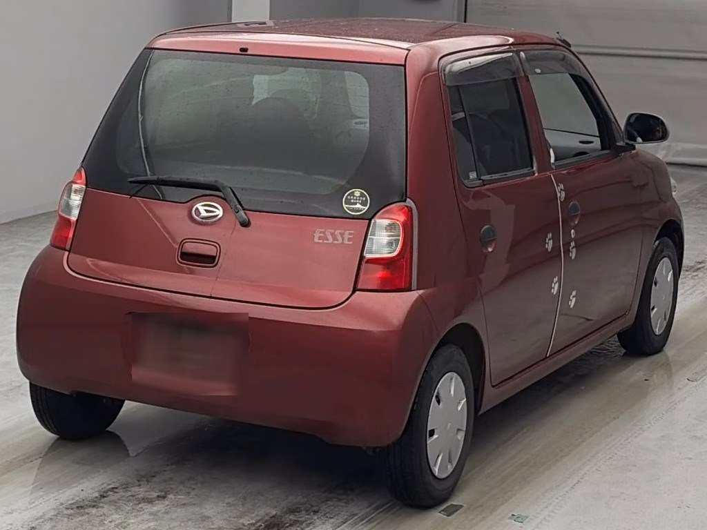DAIHATSU ESSE