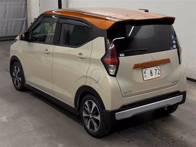 MITSUBISHI EK X
