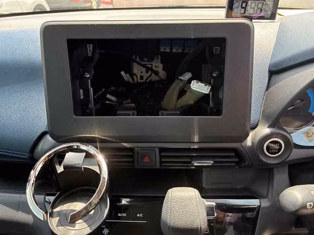 MITSUBISHI EK X