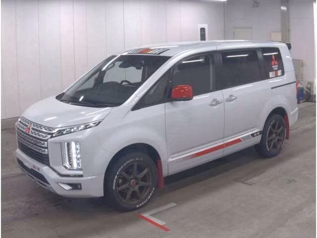 MITSUBISHI DELICA D:5