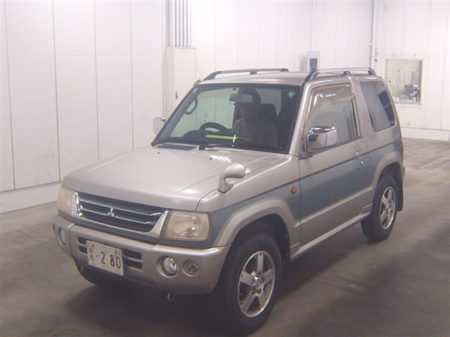 MITSUBISHI PAJERO MINI
