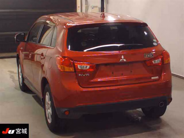 MITSUBISHI RVR
