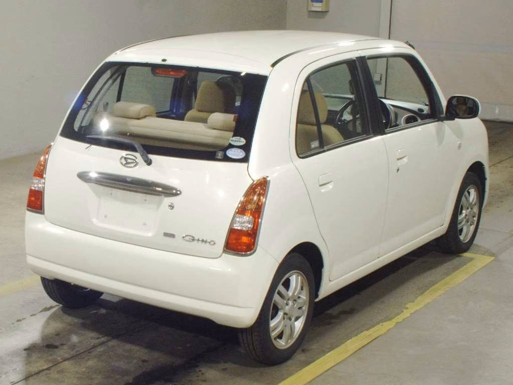 DAIHATSU MIRA GINO