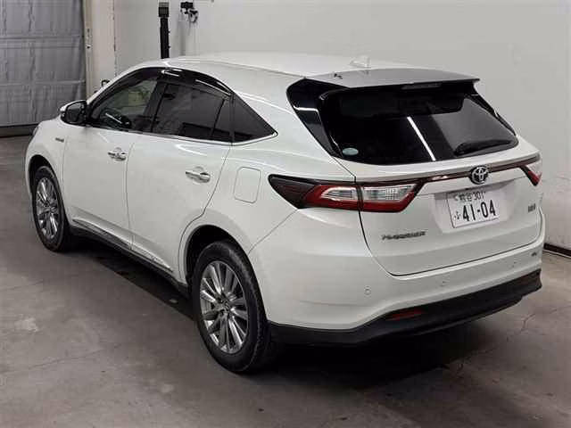 TOYOTA HARRIER