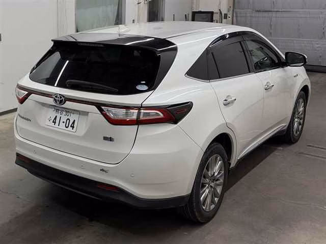 TOYOTA HARRIER