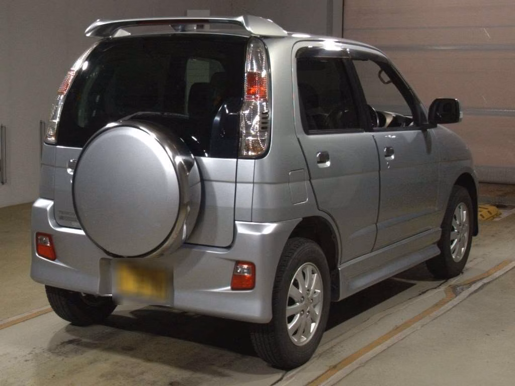 DAIHATSU TERIOS KID