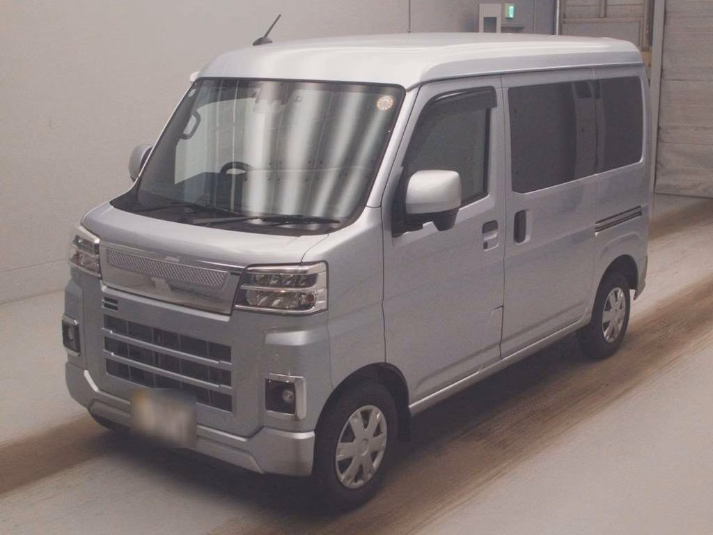 TOYOTA PIXIS VAN
