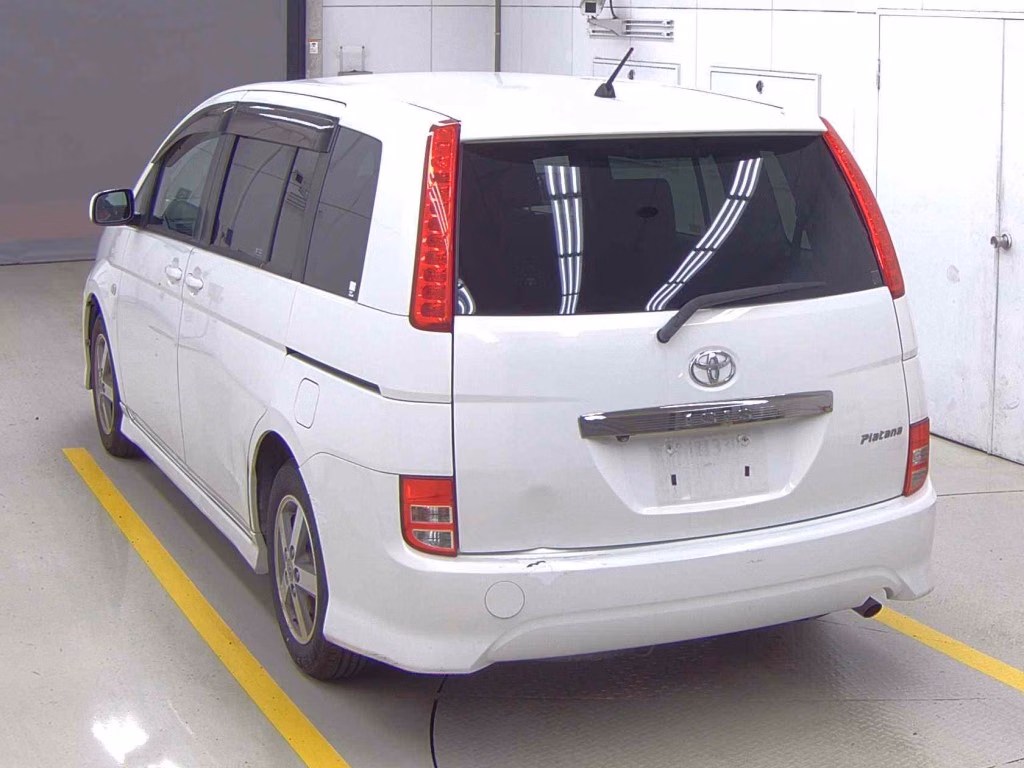 TOYOTA ISIS