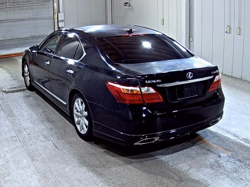 LEXUS LS460