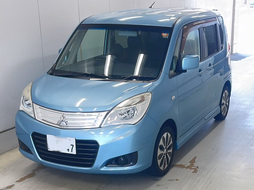 MITSUBISHI DELICA D:2